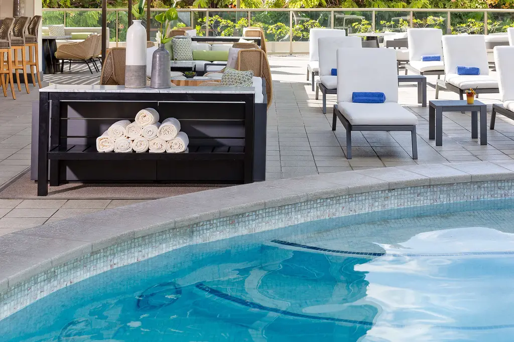 Hilton Garden Inn Waikiki Beach image 10