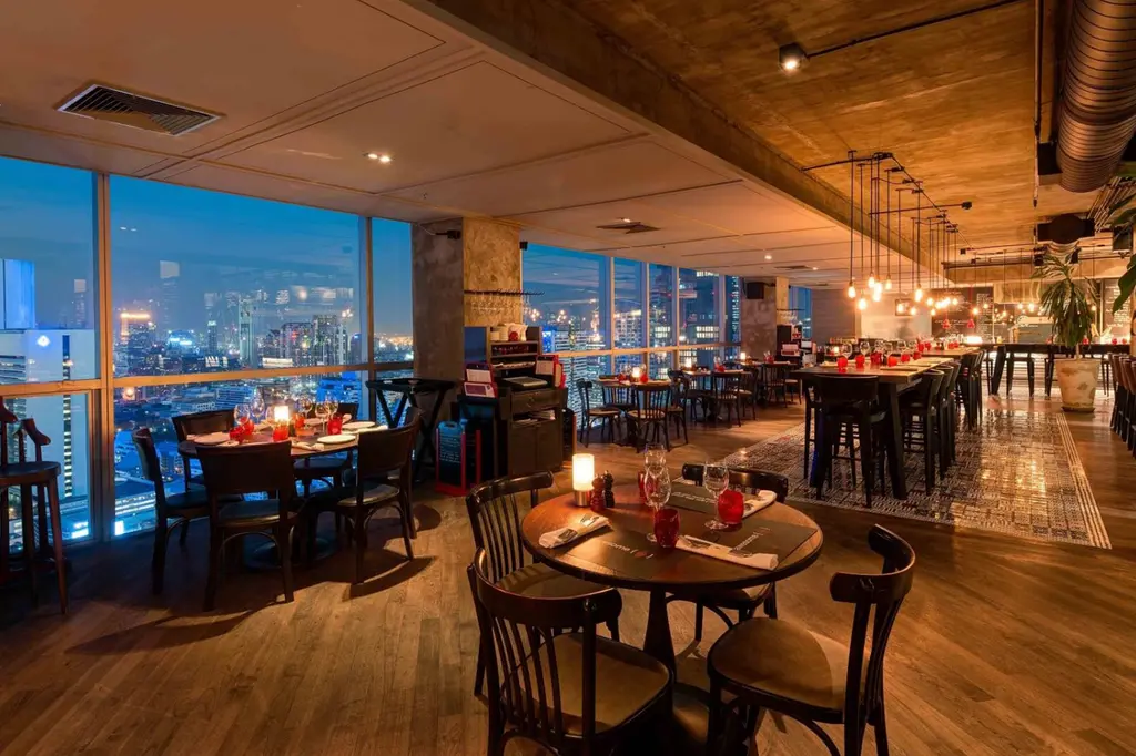Pullman Bangkok Hotel G image 9