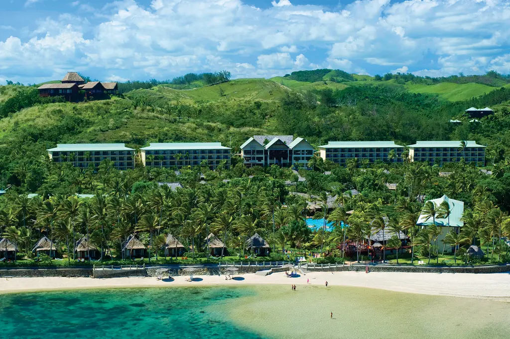 Outrigger Fiji Beach Resort image 4