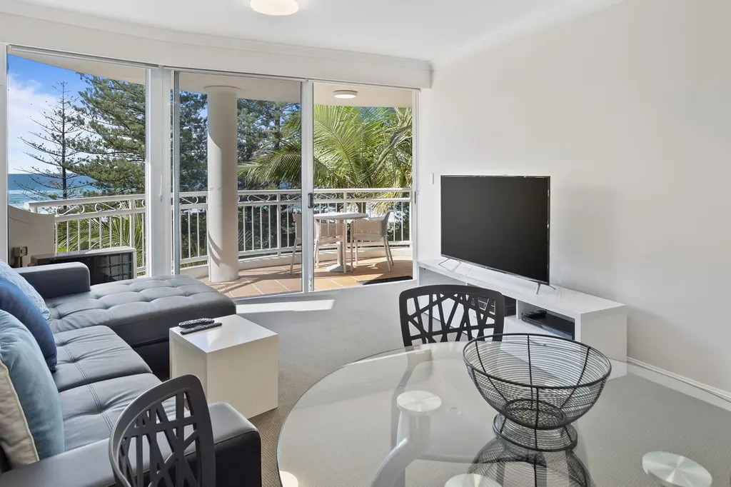 ULTIQA Burleigh Mediterranean Resort image 5