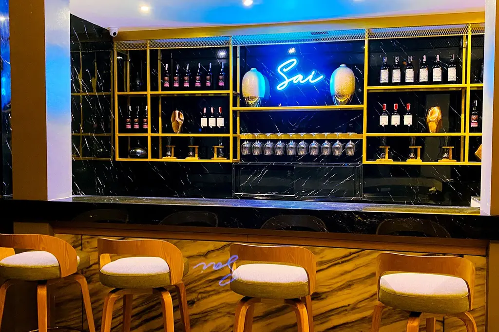 Sinae Phuket Luxury Hotel image 10