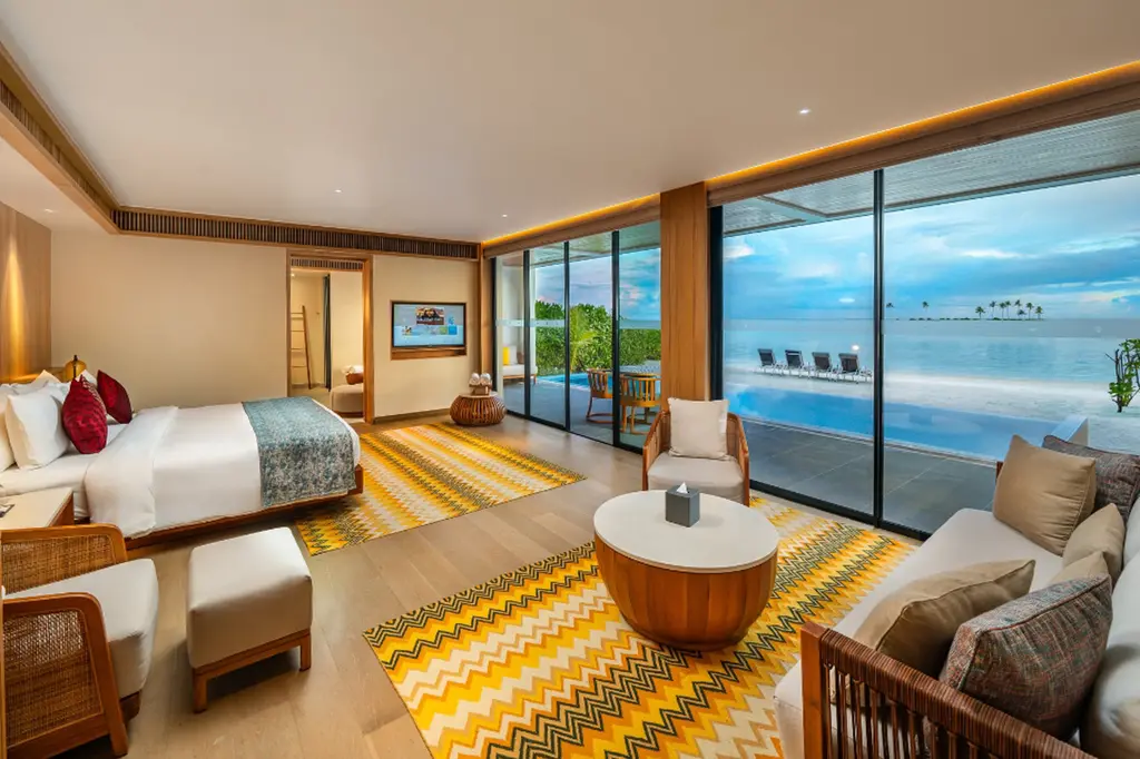 Kuda Villingili Resort Maldives image 3