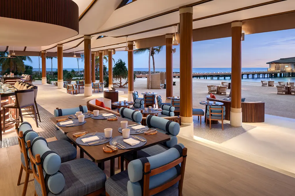 Centara Grand Lagoon Maldives image 8