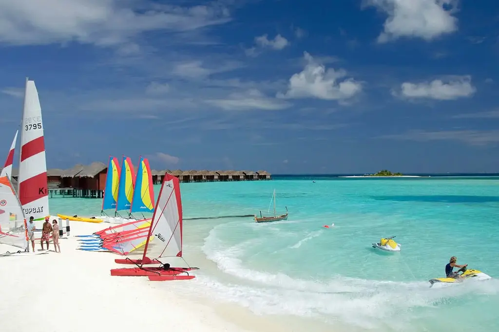 Anantara Dhigu Maldives Resort image 18