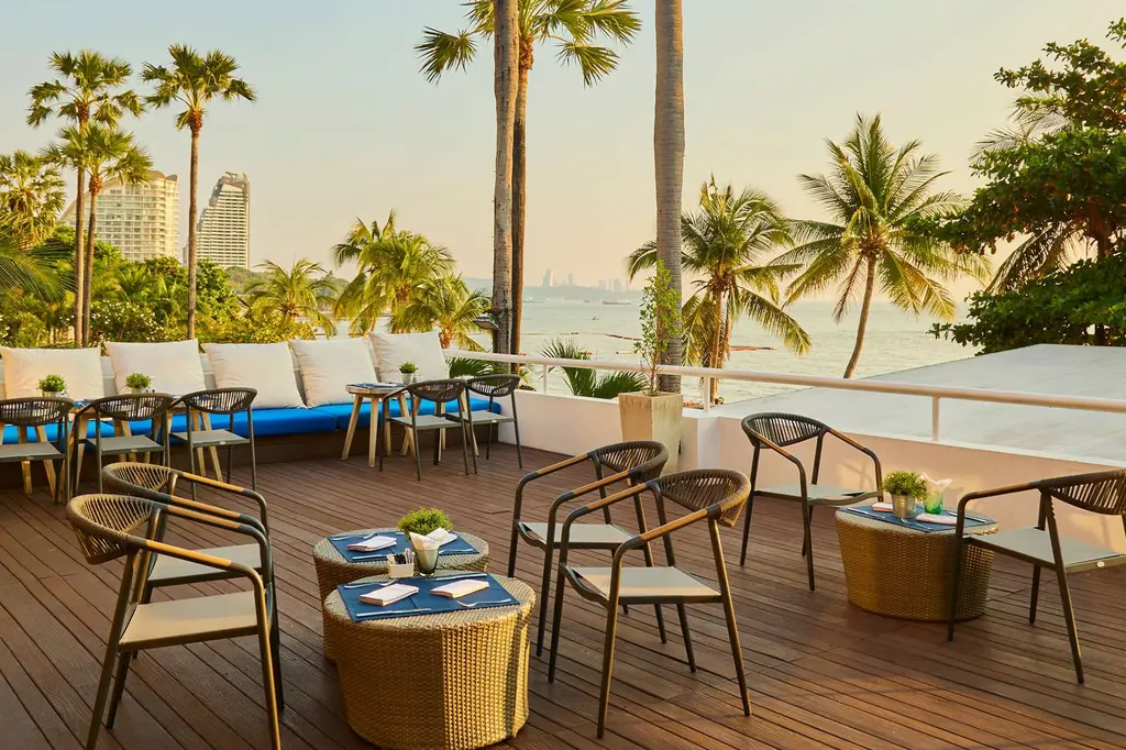 Pullman Pattaya Hotel G image 13