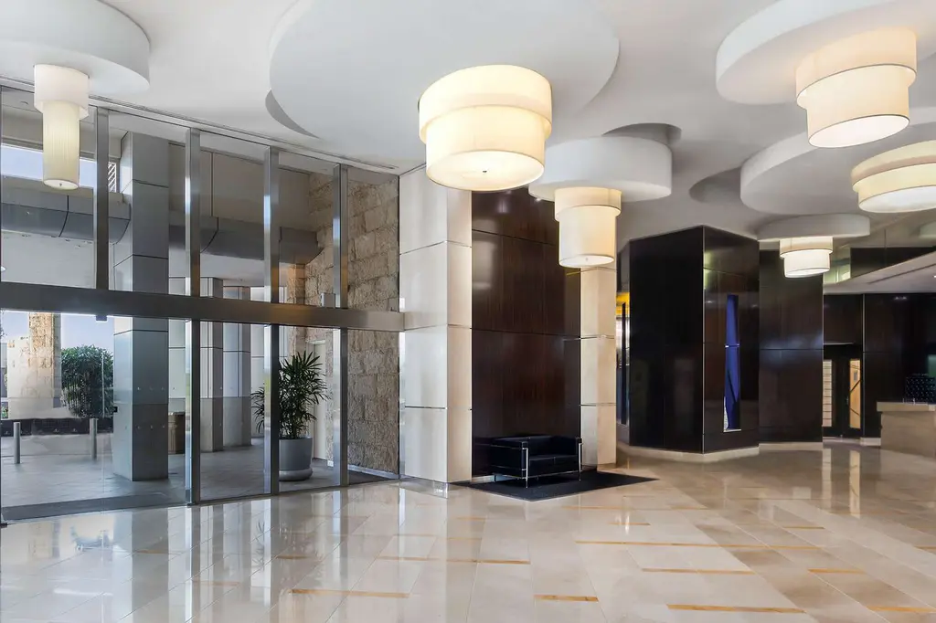 Mantra Towers of Chevron Surfers Paradise image 14