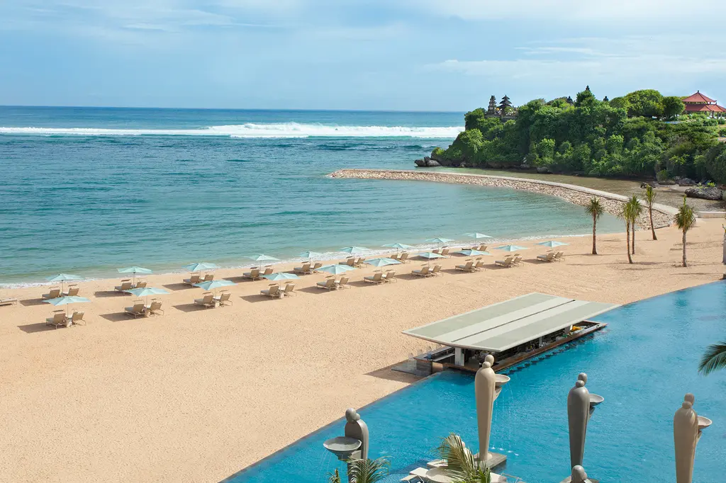 Mulia Villas image 8