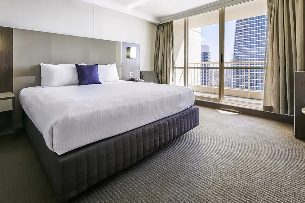 Novotel Surfers Paradise image 3
