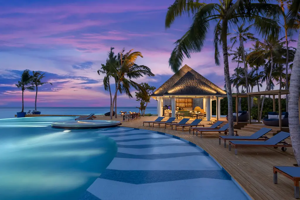 Avani+ Fares Maldives Resort image 5