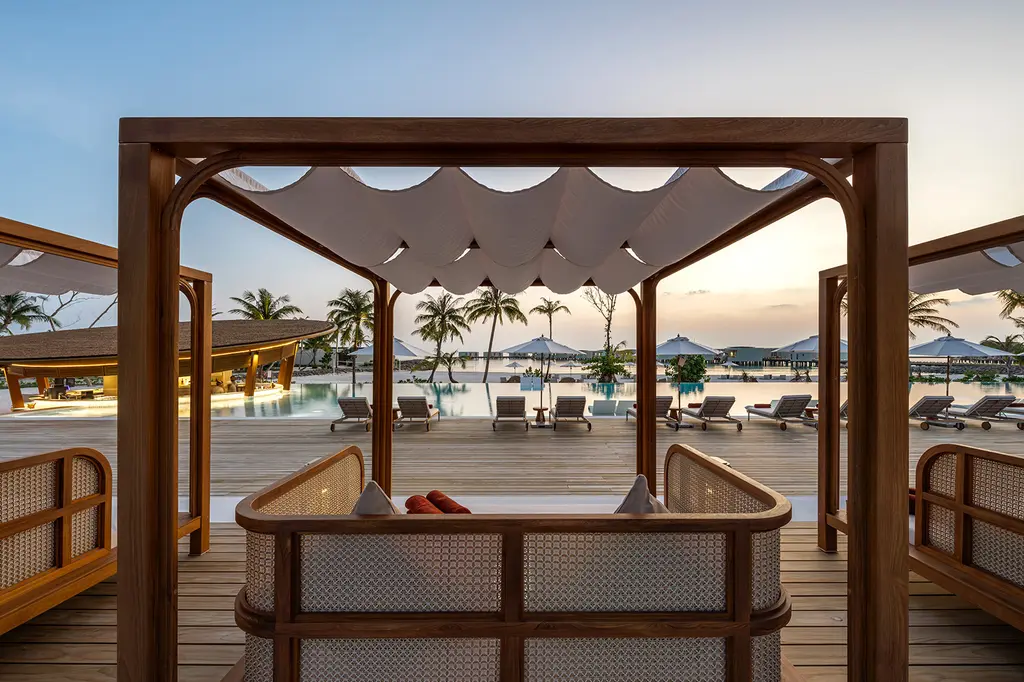 Centara Grand Lagoon Maldives image 13