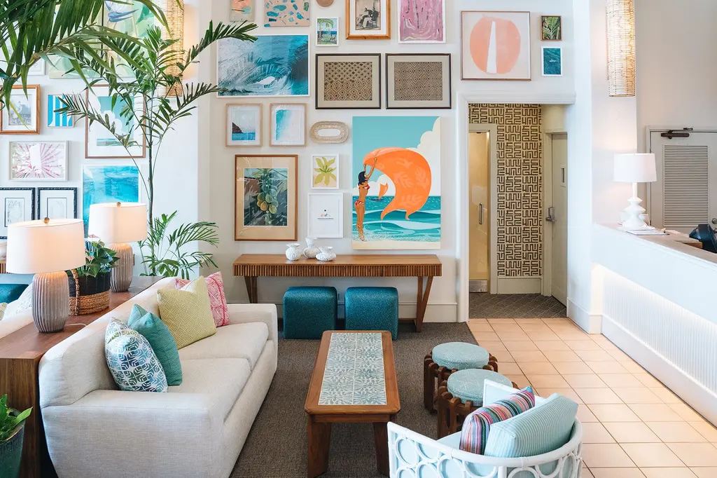 Kaimana Beach Hotel image 8