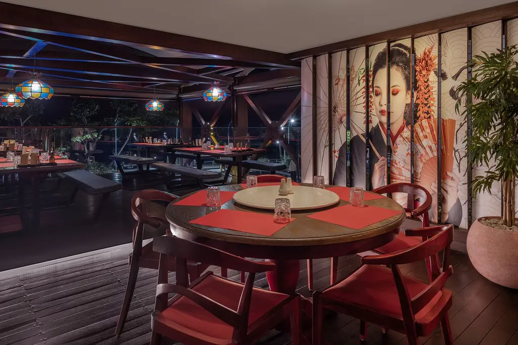 Double-Six Luxury Hotel image 15