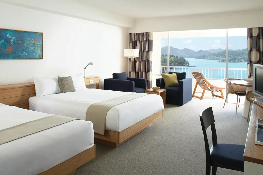 Reef View Hotel image 2
