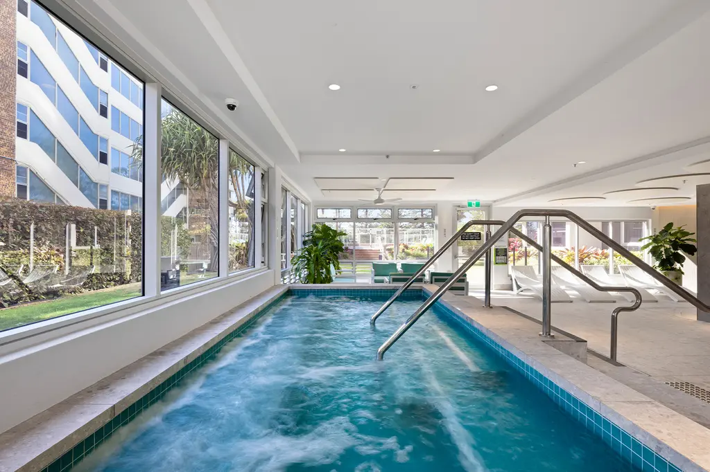 ULTIQA Beach Haven on Broadbeach image 12