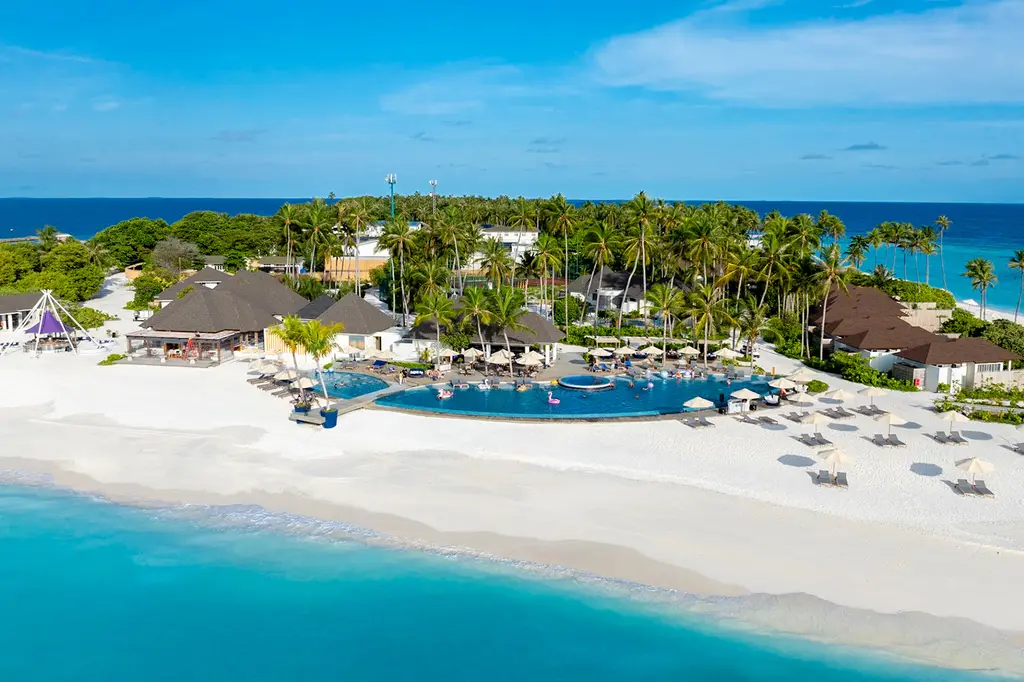 Avani+ Fares Maldives Resort image 15