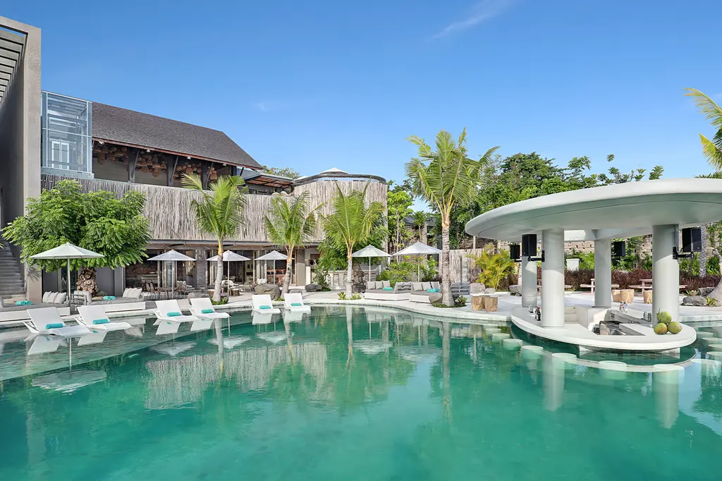 Cross Bali Breakers image 2