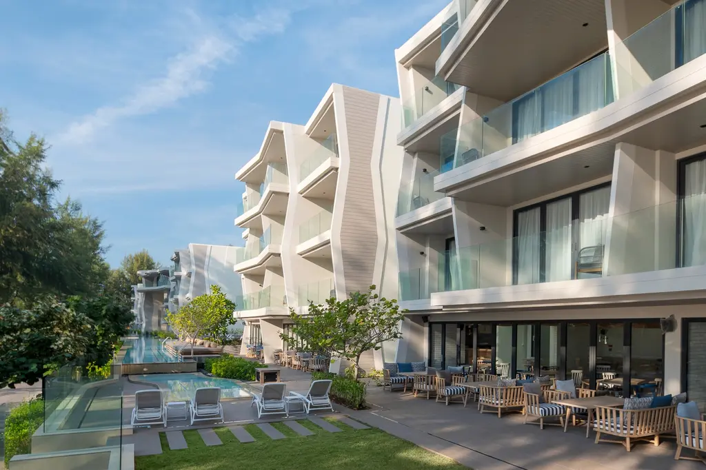 Radisson Blu Resort, Phuket Mai Khao Beach image 5