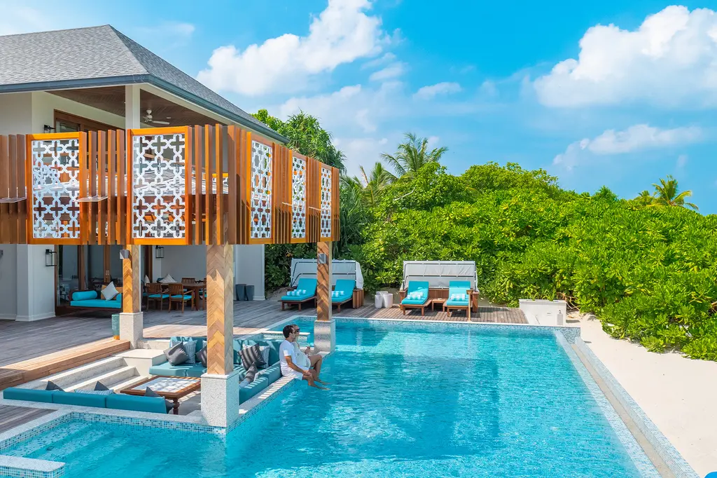 Hideaway Beach Resort and Spa image 4