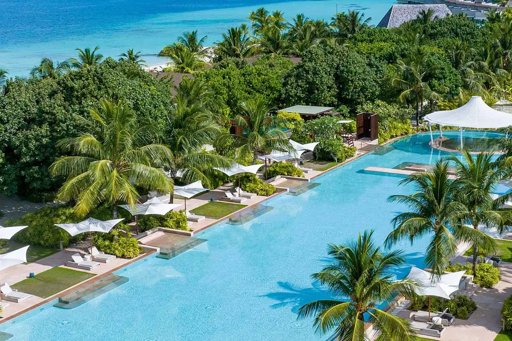Kuda Villingili Resort Maldives image 1