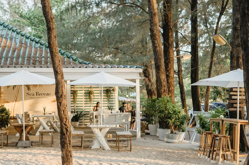 SUNSURI PHUKET, Nai Harn Beach image 10