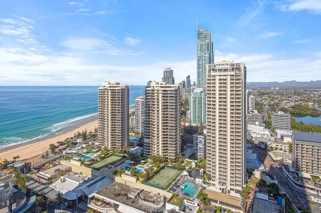 Novotel Surfers Paradise image 1