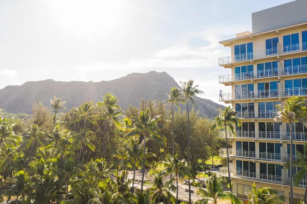 Kaimana Beach Hotel image 8