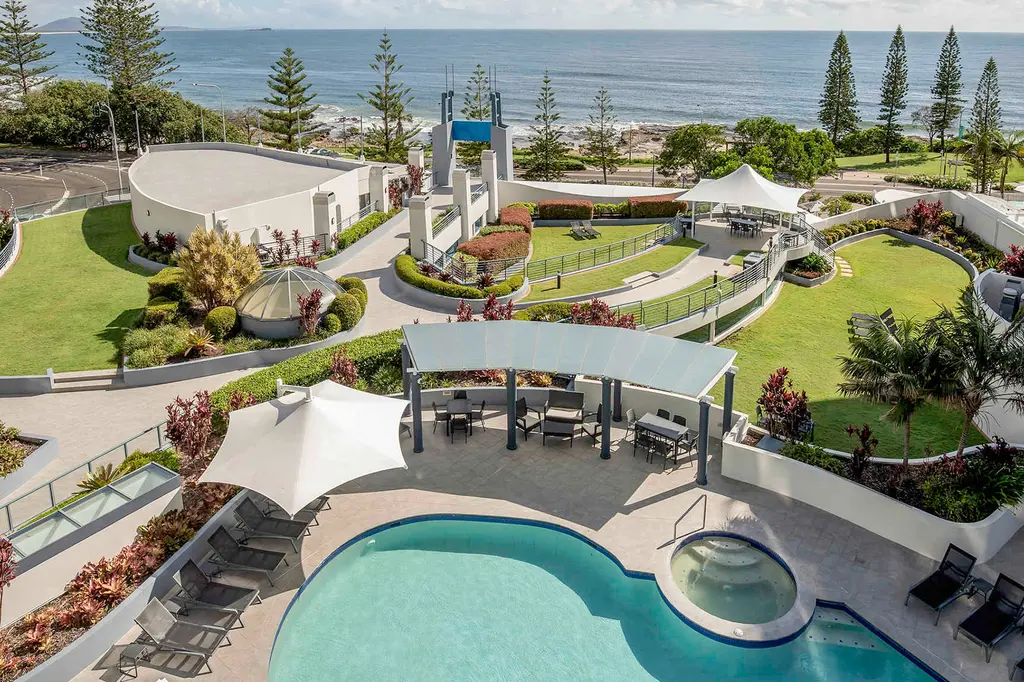 Mantra Mooloolaba Beach image 7