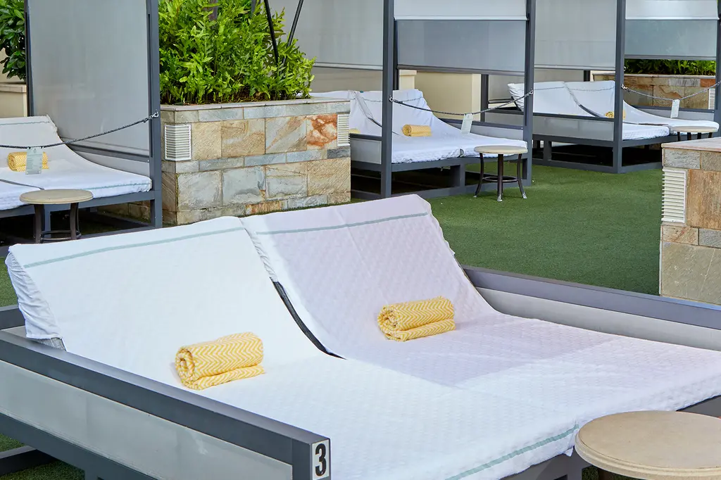 Embassy Suites by Hilton Waikiki Beach Walk image 13