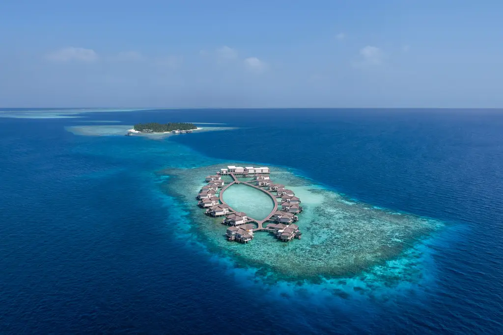 The Halcyon Private Isles Maldives, Autograph Collection image 1