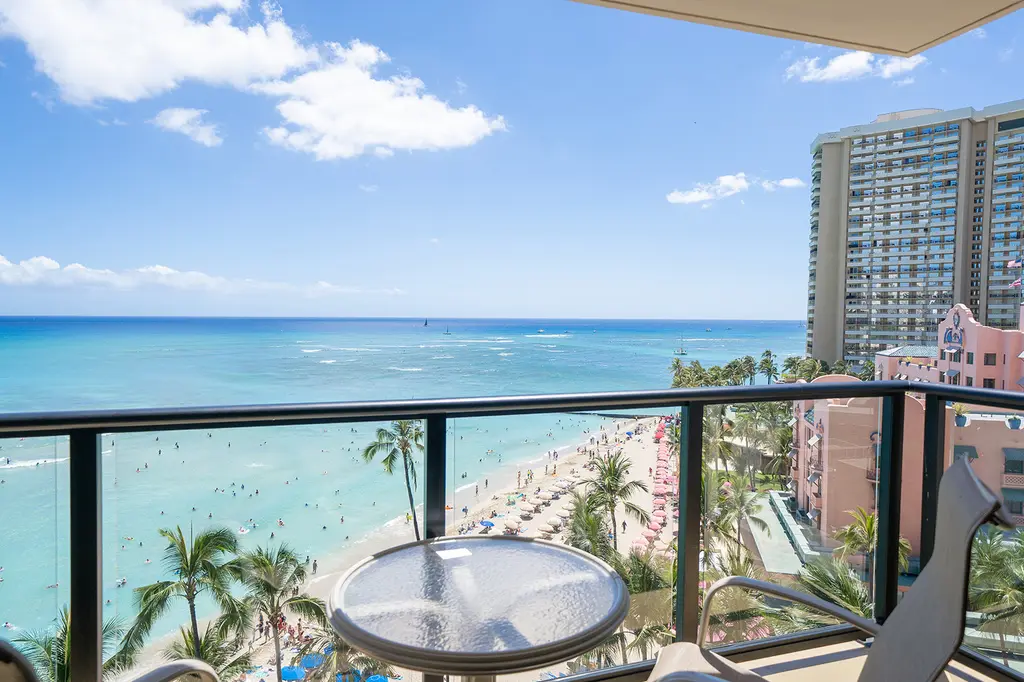 Outrigger Waikiki Beach Resort image 6