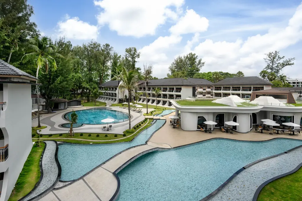 Amora Beach Resort Phuket image 15