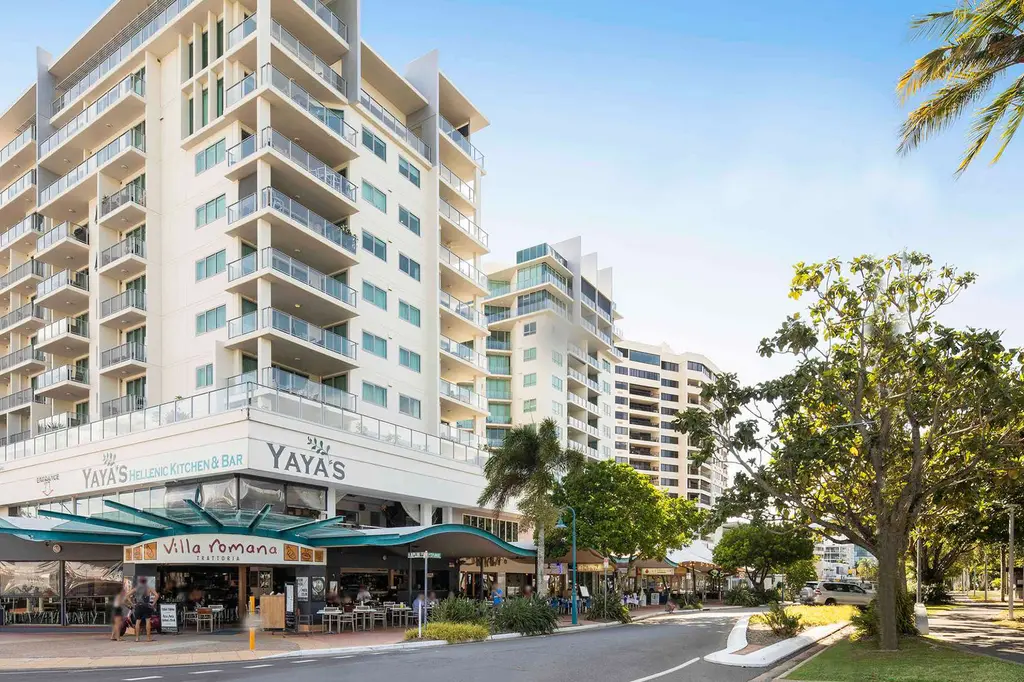 Mantra Trilogy Cairns image 10