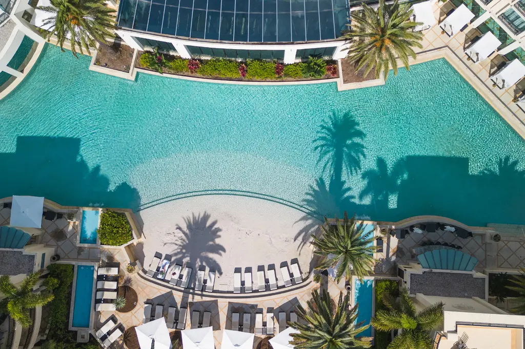 Imperial Hotel Gold Coast image 7