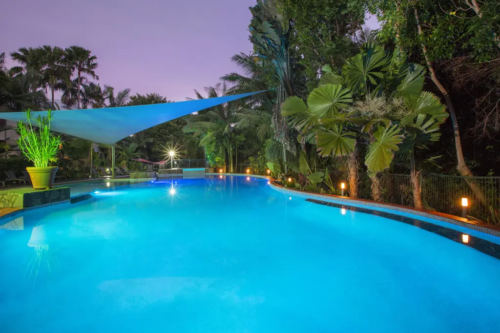 Oasis at Palm Cove image 14